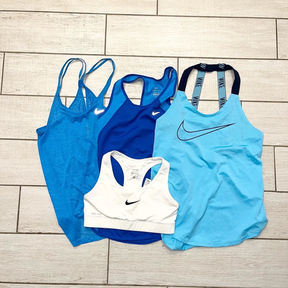 Women’s Nike 4 Item Bundle Lot - Size XS